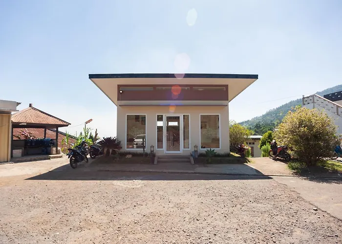 Urbanview Resort Adang Zecky Cisarua Puncak by RedDoorz Sampal